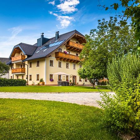 Landhaus Appartement Seidenwebergut Anif Bei Salzburg Niederalm المظهر الخارجي الصورة